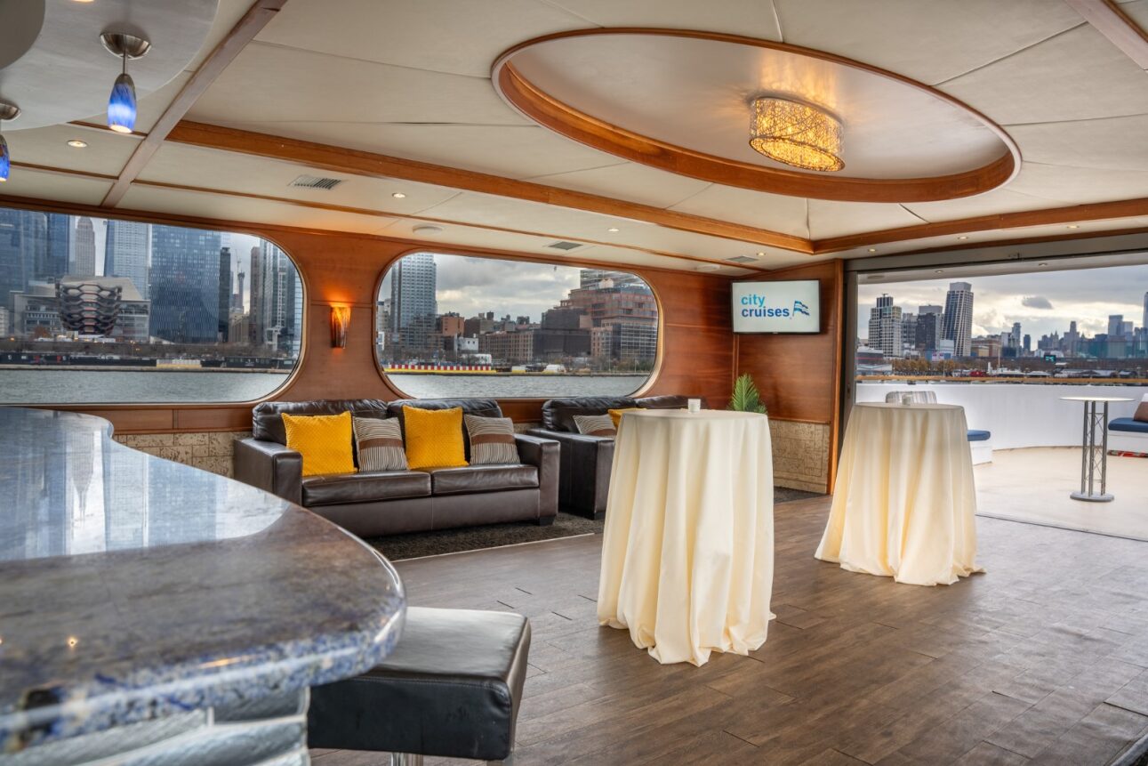 Lexington Metro Yacht Charters of New York